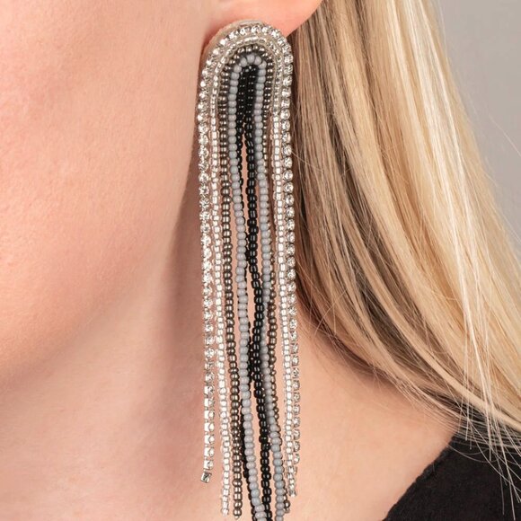 Paparazzi Jewelry Accessories - Let There BEAD Light - Black Earrings - Vintage - Picture 1 of 4